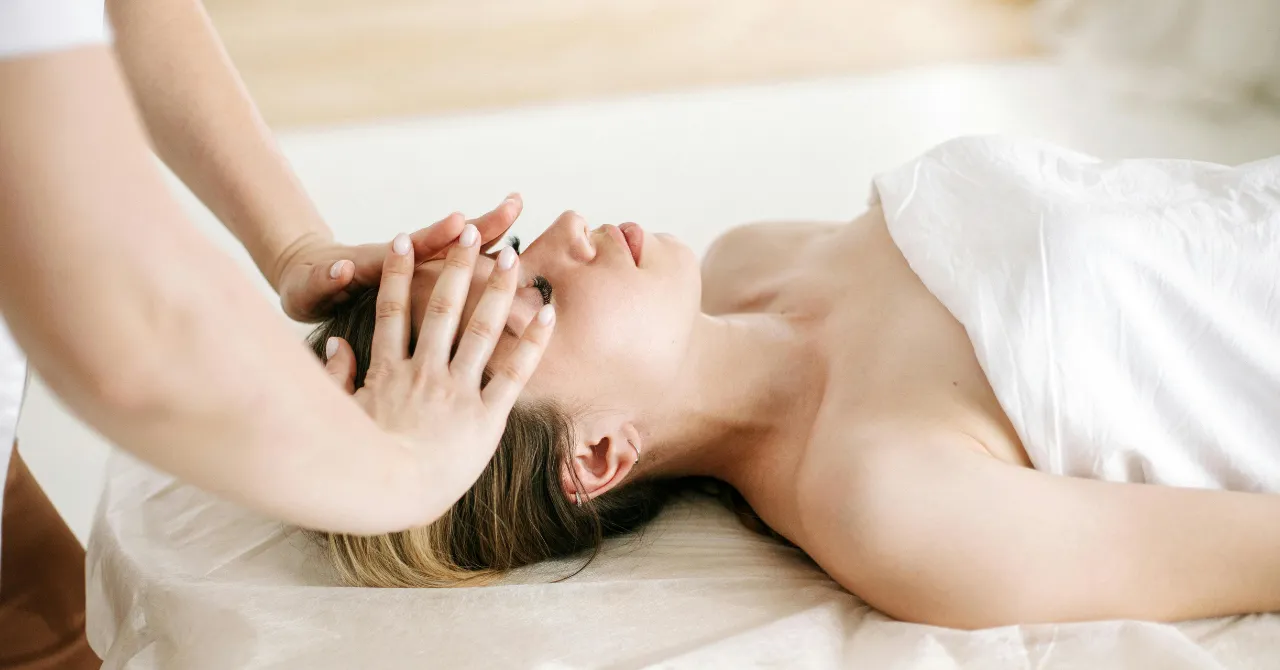 看護師のエステ開業の始め方｜医療との境界・資格・保健所・資金まで「不安を残さない」準備手順